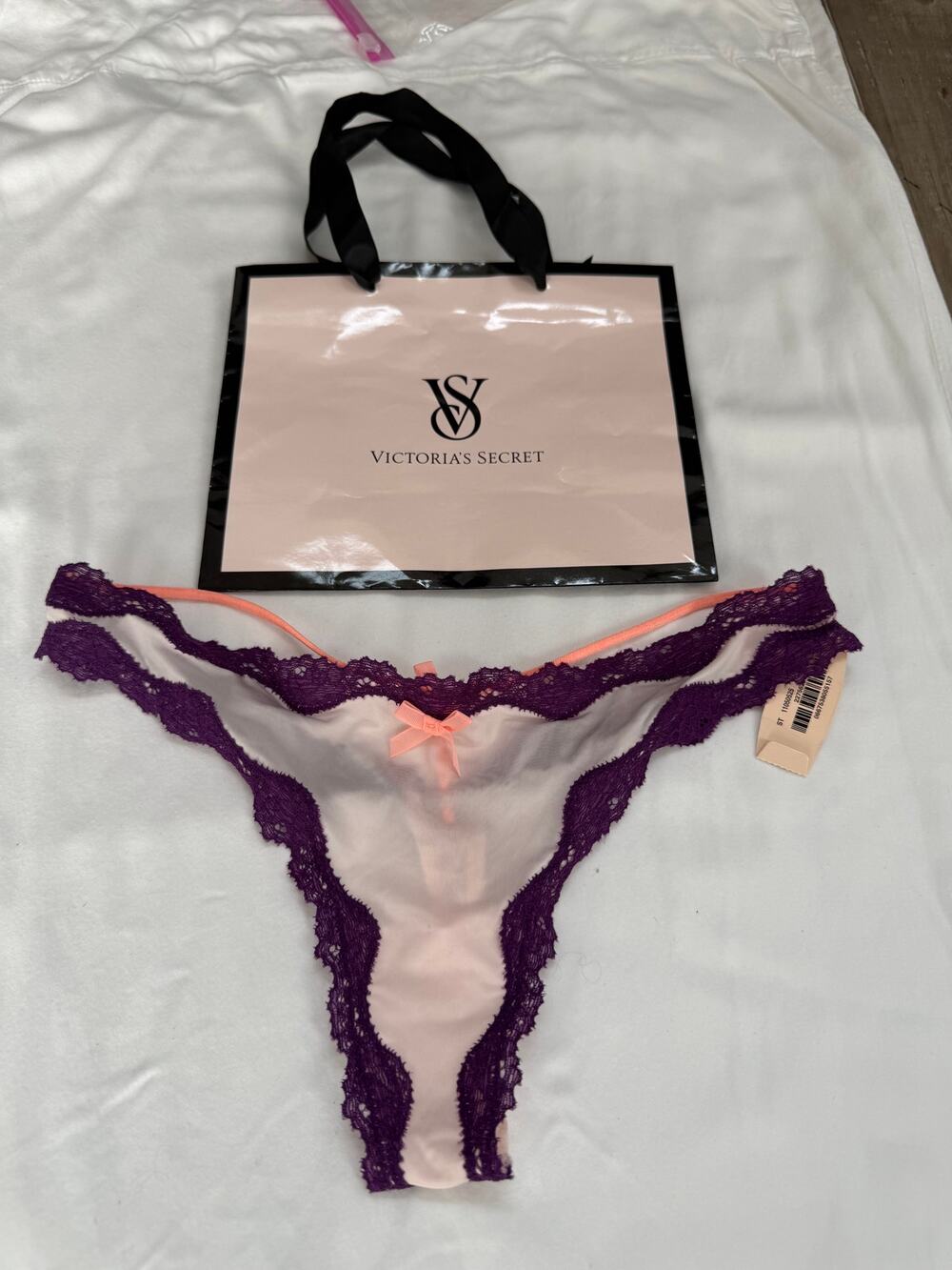 Victoria’s Secret Vintage Sheer & Lace Thong Panty – Purple/White – Size XS 2015